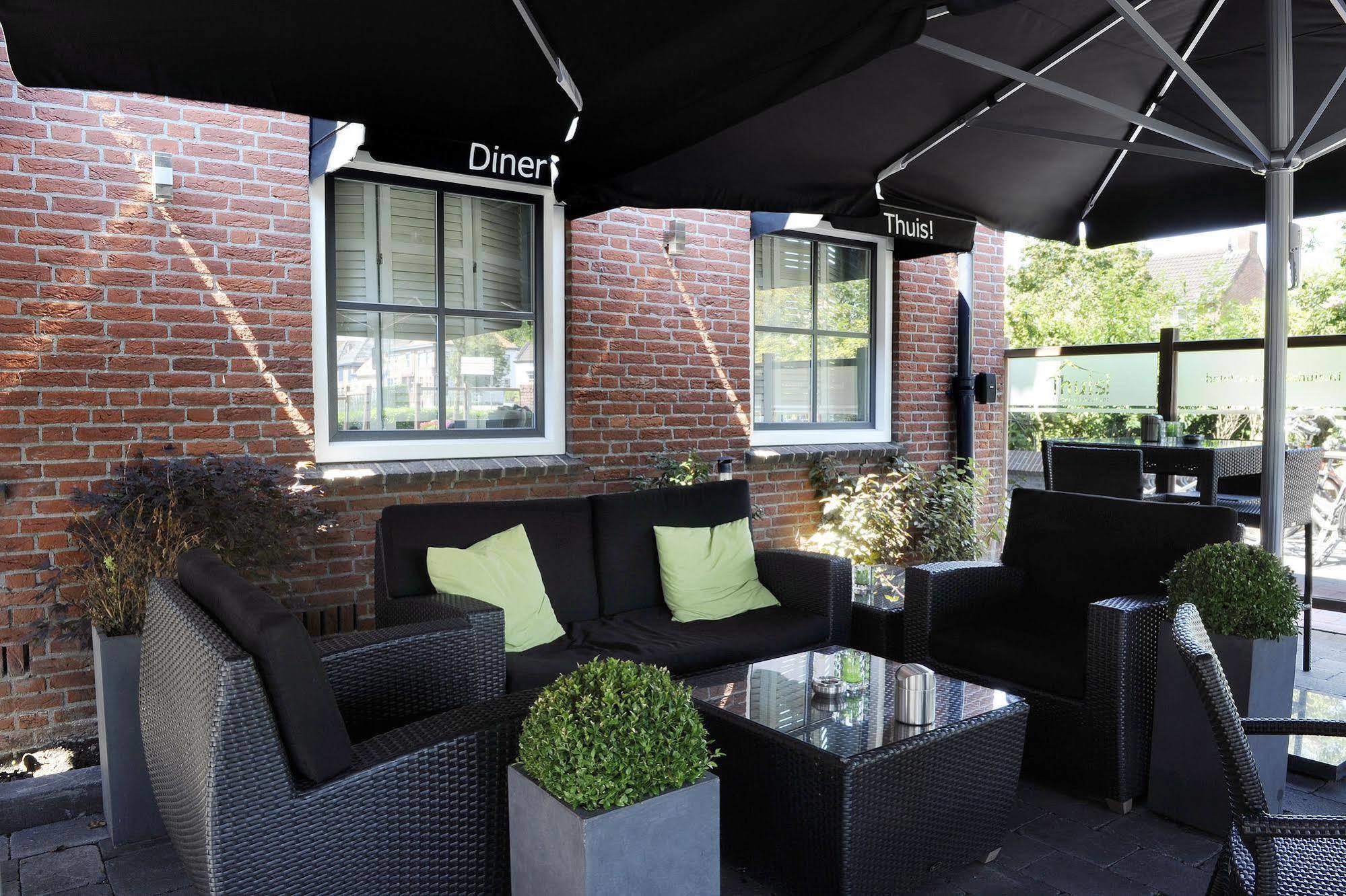 Hotel-Restaurant Thuis! Dinteloord ภายนอก รูปภาพ