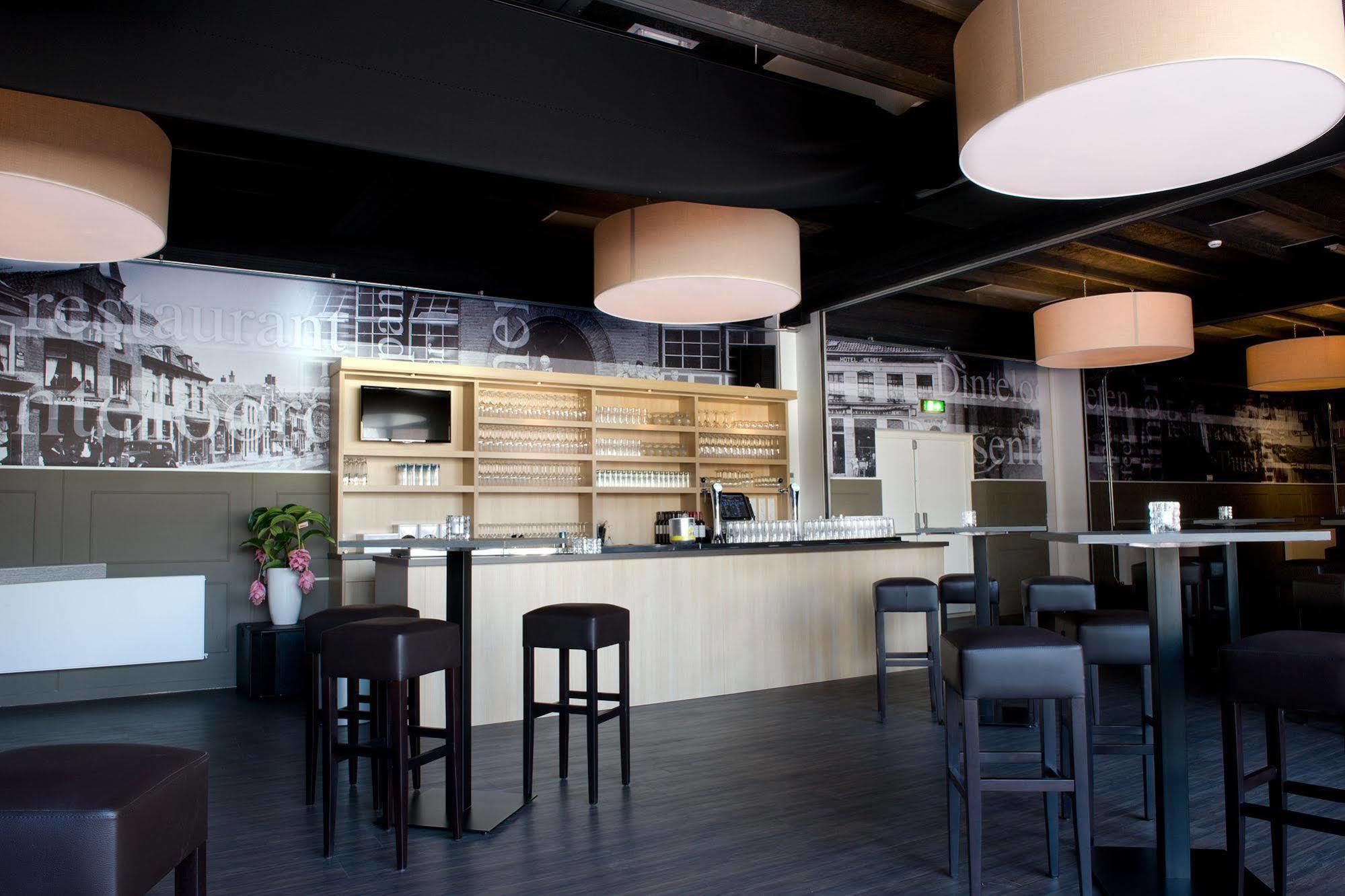 Hotel-Restaurant Thuis! Dinteloord ภายนอก รูปภาพ