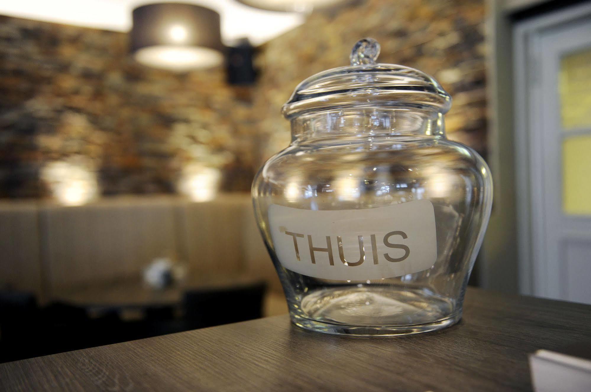 Hotel-Restaurant Thuis! Dinteloord ภายนอก รูปภาพ